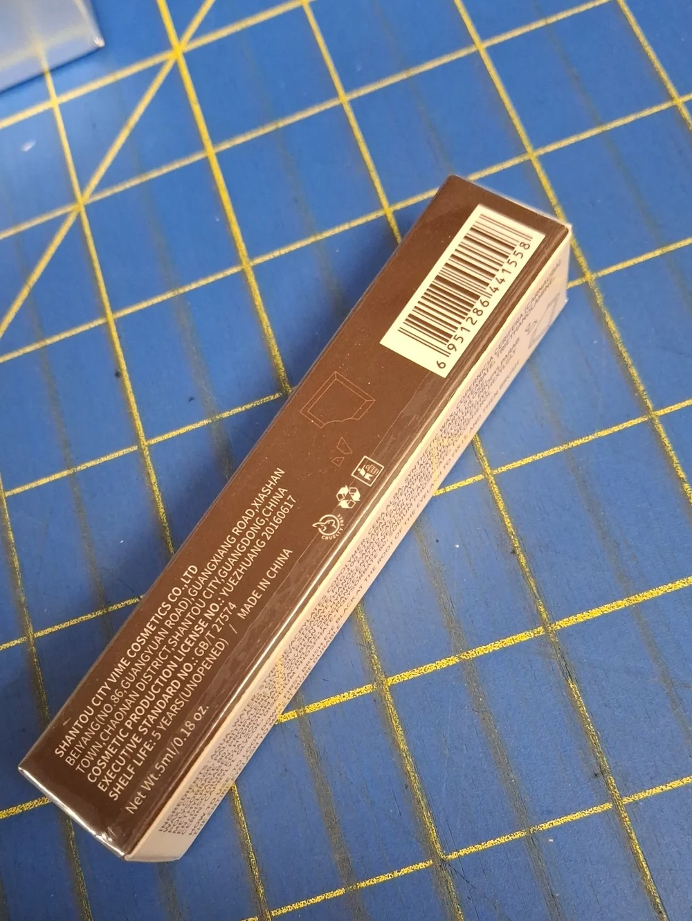 She Loves Chocolate Mascara 5ml  New Sealed Box - 03